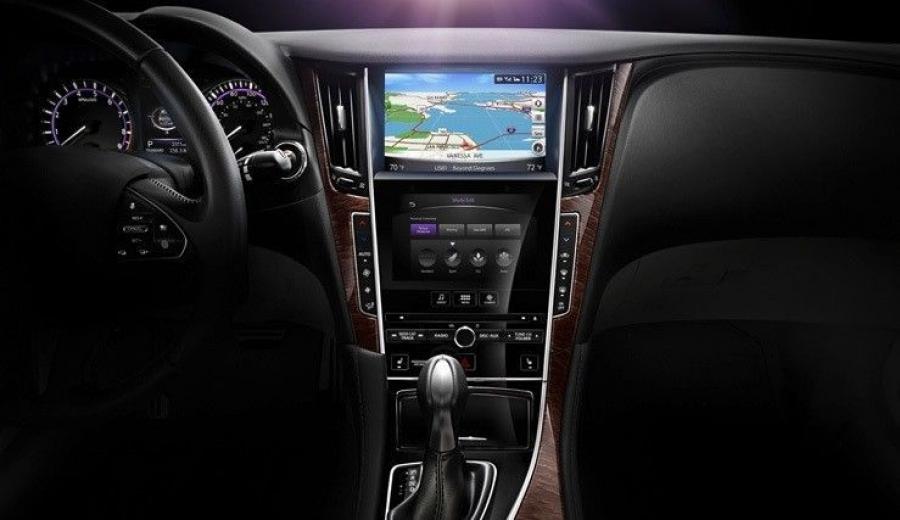  Infiniti Q50 2014 года  (фото 45 из 52)